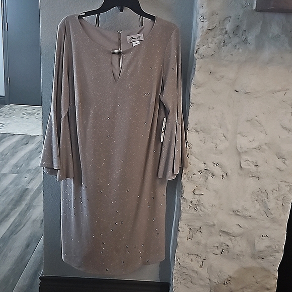 Jessuca H Dresses & Skirts - Jessica H Evening Dress